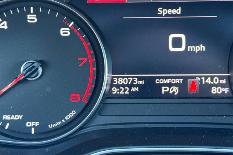 2021 Audi A4 quattro Premium 40 TFSI