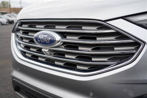 2020 Ford Edge Titanium