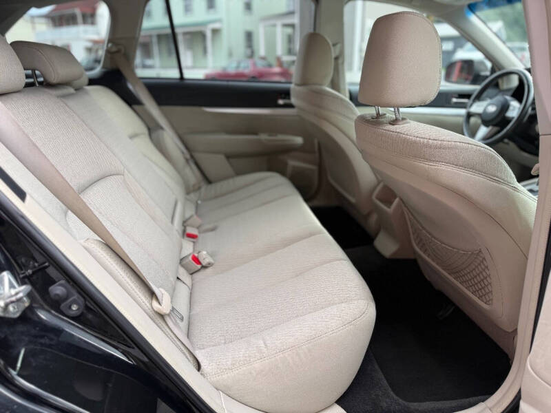 2010 Subaru Outback 2.5i Premium