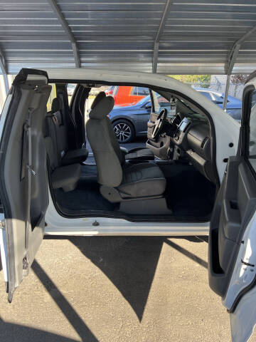 2019 Nissan Frontier S