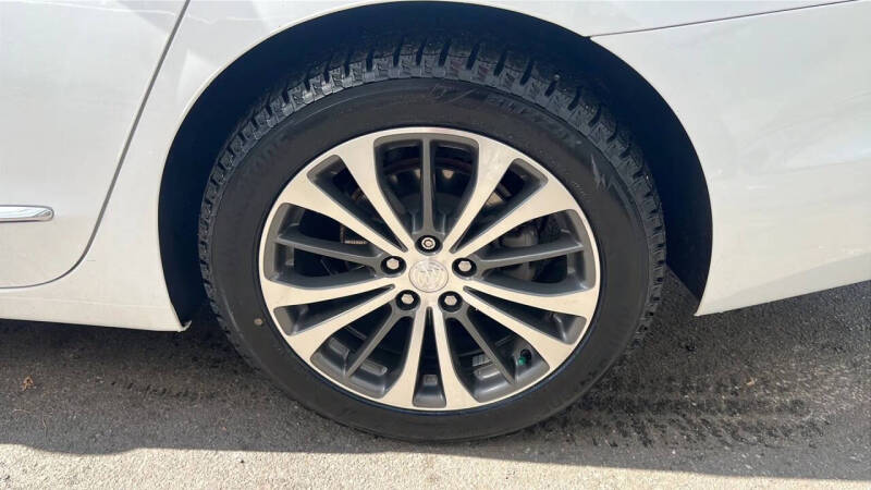 2017 Buick LaCrosse Preferred