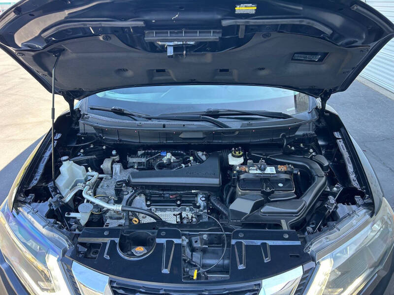 2017 Nissan Rogue S