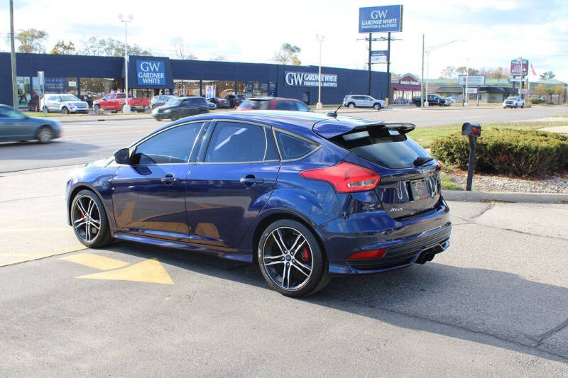 2016 Ford Focus ST