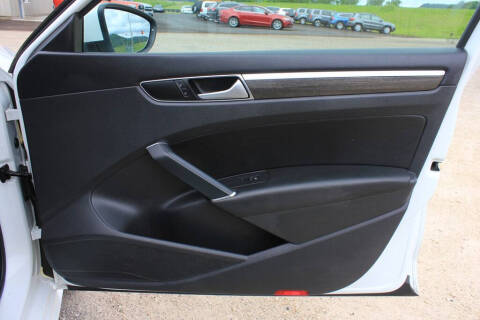 2016 Volkswagen Passat