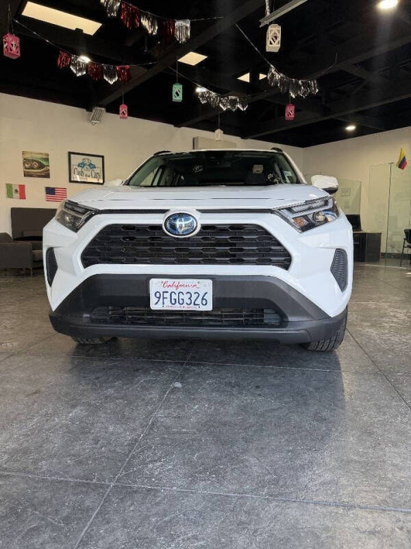 2023 Toyota RAV4 Hybrid XLE