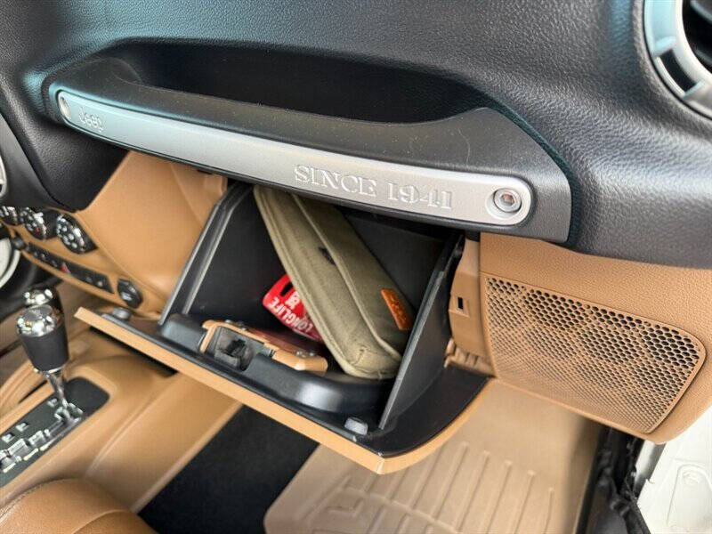 2012 Jeep Wrangler Sahara