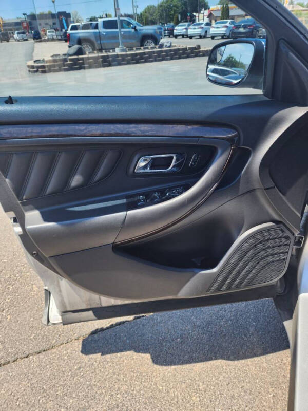 2016 Ford Taurus Limited
