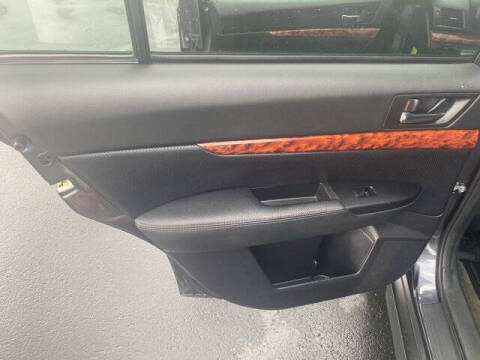 2012 Subaru Outback 2.5i Limited