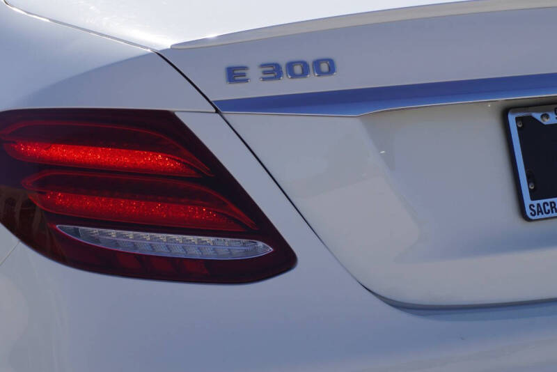 2019 Mercedes-Benz E-Class E 300