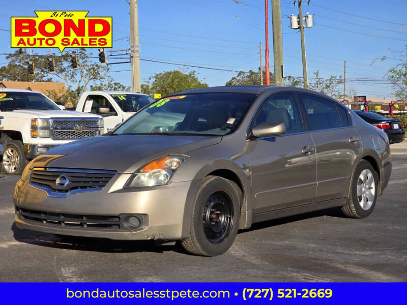 Nissan Altima's photo