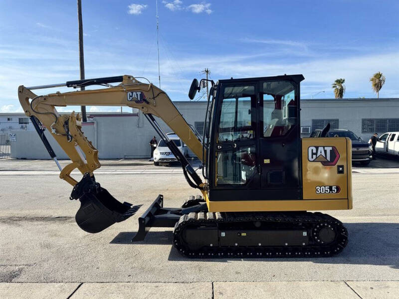 2025 Caterpillar 305.5 E2 CR