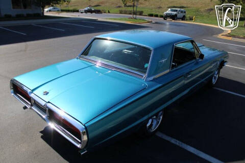 1965 Ford Thunderbird