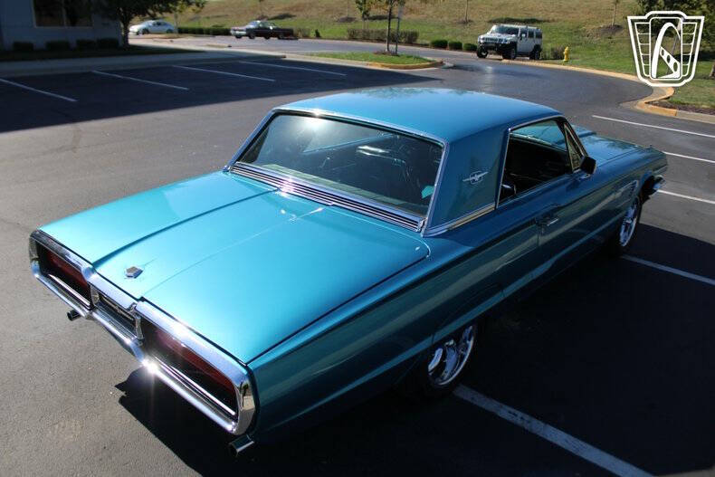 1965 Ford Thunderbird