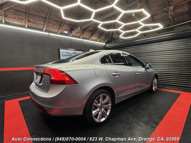 2011 Volvo S60 T6