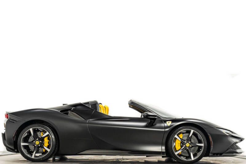 2024 Ferrari SF90 Spider