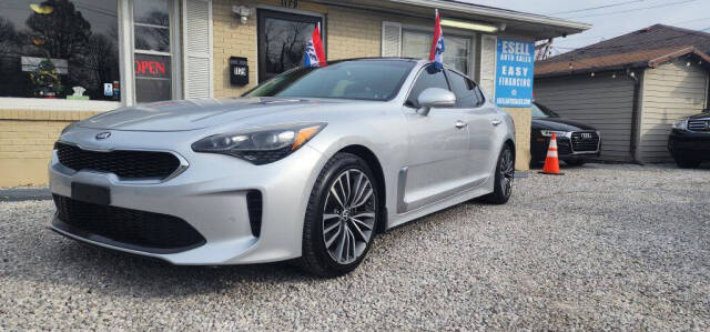 2018 Kia Stinger for sale at ESELL AUTO SALES in Cahokia, IL