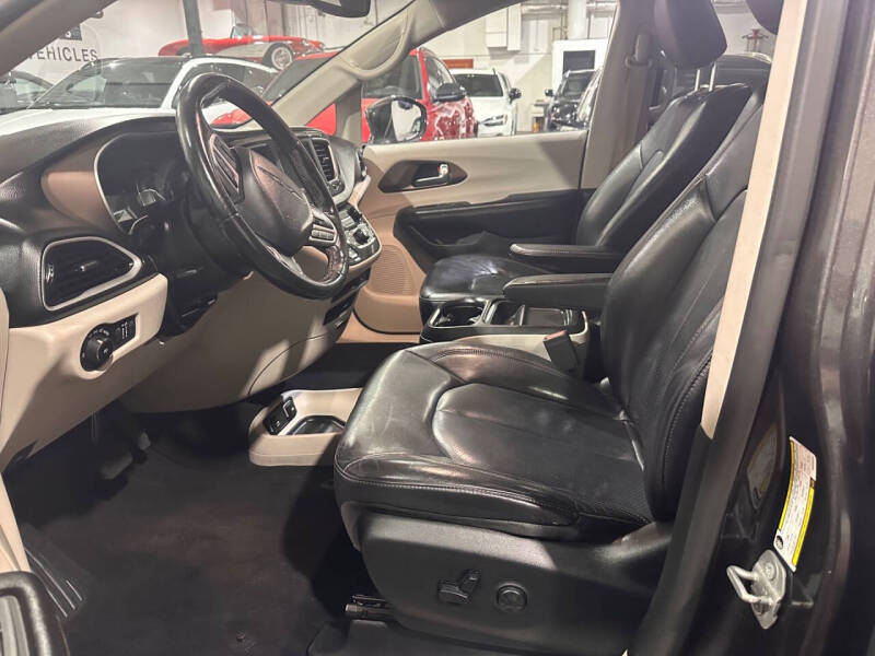 2019 Chrysler Pacifica Touring L