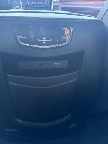 2018 Cadillac Escalade Luxury