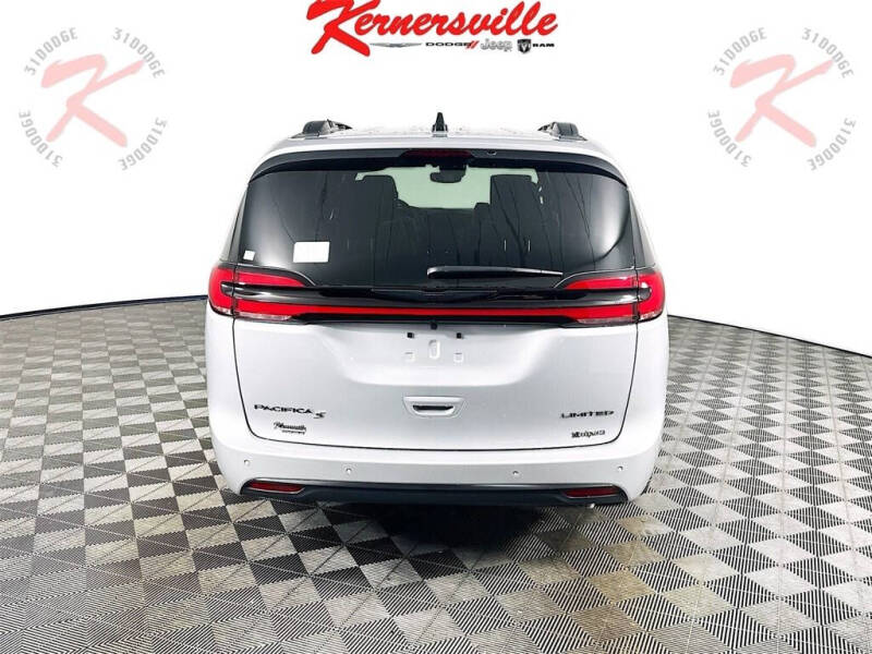 2026 Chrysler Pacifica Limited