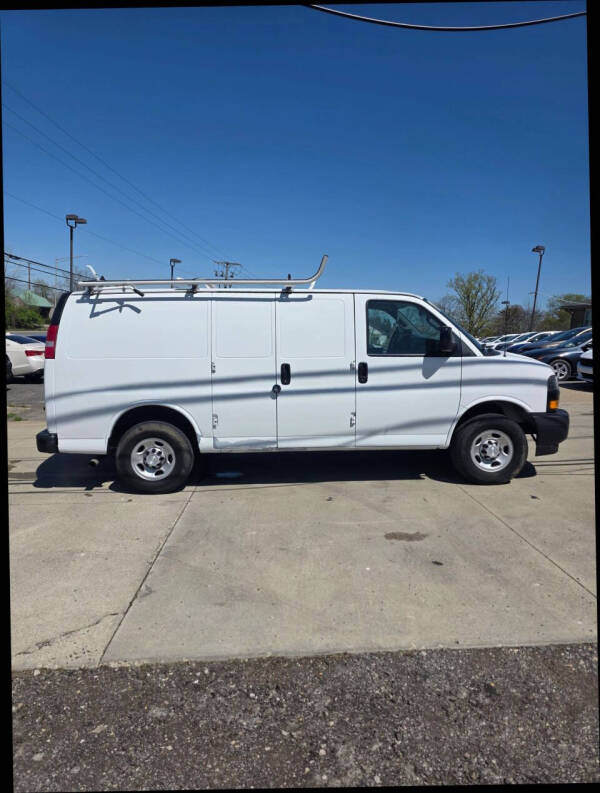 2019 Chevrolet Express 2500