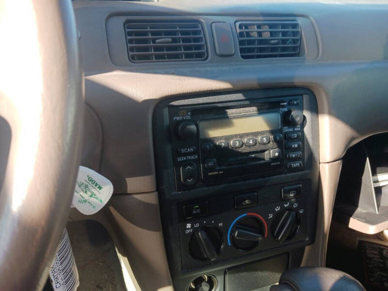 2000 Toyota Camry LE