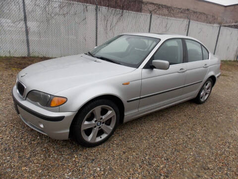 2005 BMW 3 Series for sale at Amazing Auto Center in Capitol Heights MD