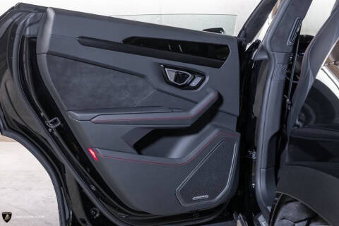 2024 Lamborghini Urus S