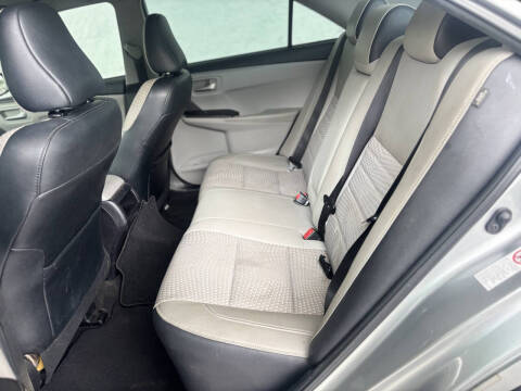 2015 Toyota Camry SE