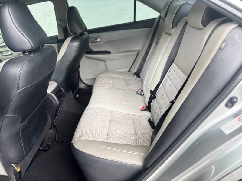 2015 Toyota Camry SE