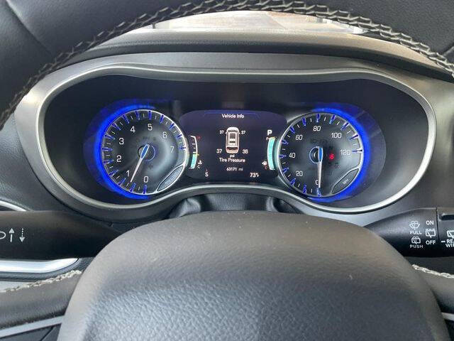 2022 Chrysler Pacifica Touring L