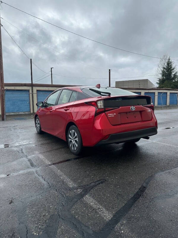 2022 Toyota Prius LE AWD-e