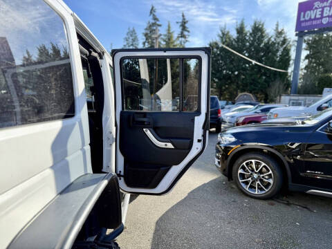 2012 Jeep Wrangler Unlimited Sahara