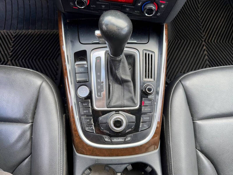 2012 Audi Q5 3.2 quattro Prestige