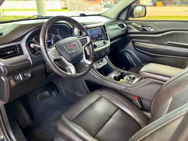 2020 GMC Acadia SLT