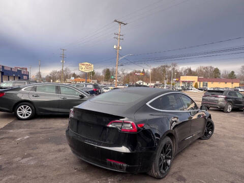 2019 Tesla Model 3 Standard Range Plus