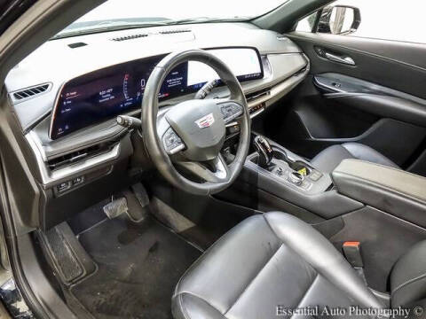 2025 Cadillac XT4 Premium Luxury