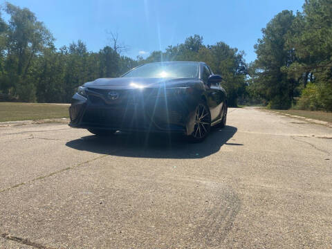 2021 Toyota Camry for sale at James & James Auto Exchange in Hattiesburg MS