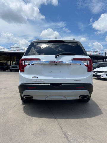 2021 GMC Acadia SLT