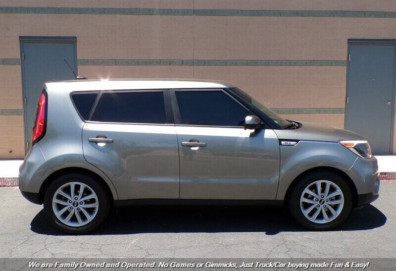 2017 Kia Soul +
