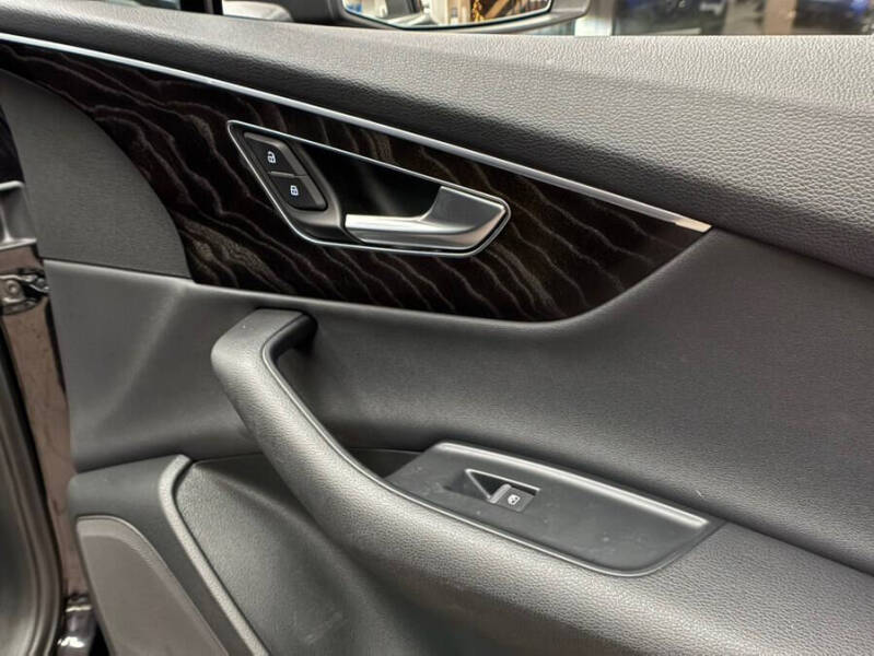 2021 Audi Q7 quattro Premium 45 TFSI