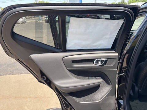 2026 Volvo XC40 B5 Plus