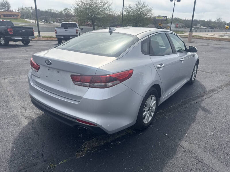 2016 Kia Optima LX