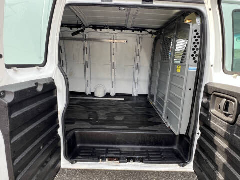 2016 GMC Savana 2500