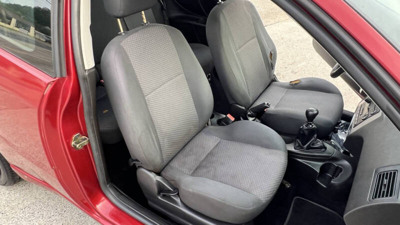 2005 Ford Focus ZX3 S