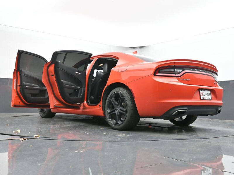 2017 Dodge Charger R/T