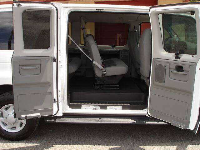 2008 Ford E-Series E-350 SD XLT