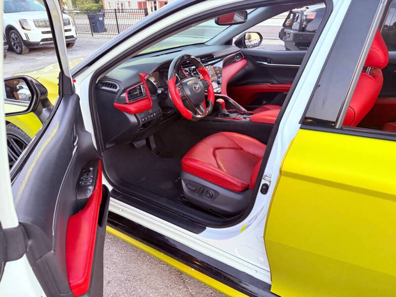 2020 Toyota Camry XSE