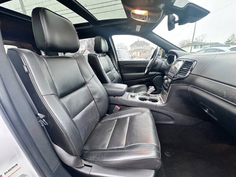 2020 Jeep Grand Cherokee Overland