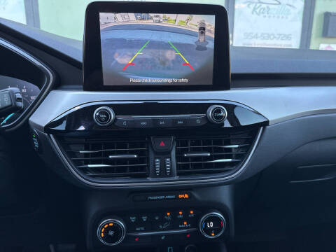 2020 Ford Escape SEL