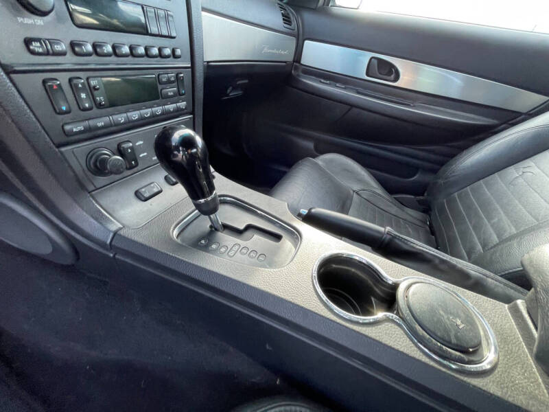 2003 Ford Thunderbird